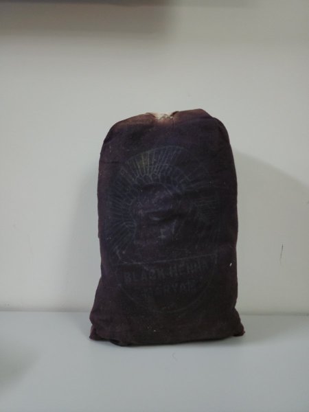حنة سوداء