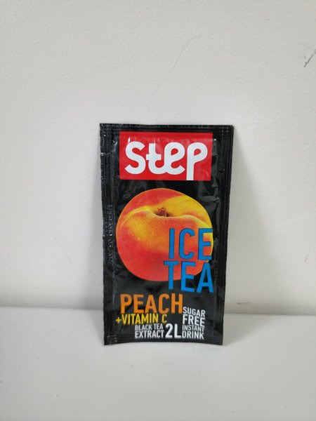 عصير حلل خالي من السكر بطعم ال peach ice tea