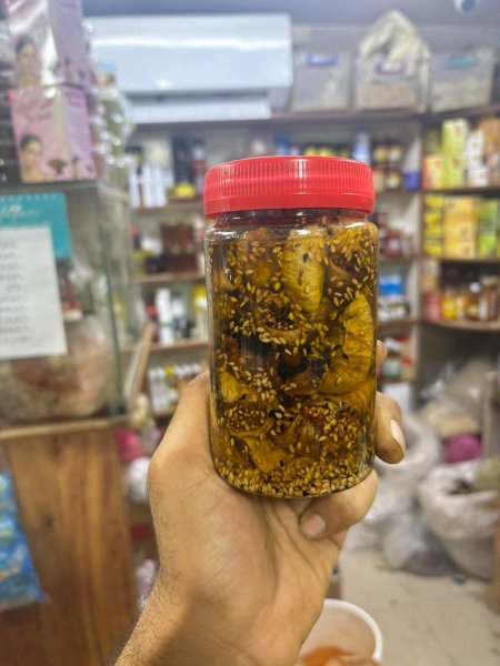 تين منقوع بزيت الزيتون